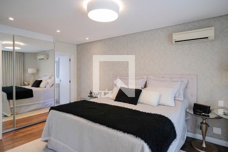 Casa à venda com 380m², 5 quartos e 6 vagasSuíte 1