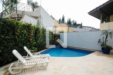 Casa à venda com 380m², 5 quartos e 6 vagasPiscina