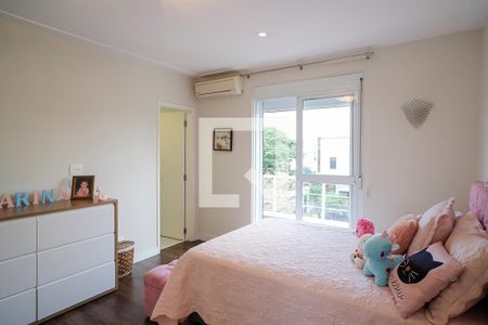 Casa à venda com 380m², 5 quartos e 6 vagasSuíte 2