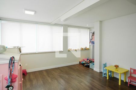 Casa à venda com 380m², 5 quartos e 6 vagasQuarto