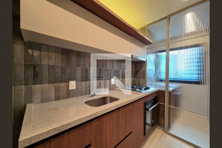 Sala/cozinha de apartamento à venda com 1 quarto, 42m² em Vila Olímpia, São Paulo