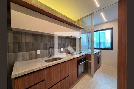 Sala/cozinha de apartamento à venda com 1 quarto, 42m² em Vila Olímpia, São Paulo