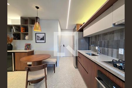 Sala/cozinha de apartamento à venda com 1 quarto, 42m² em Vila Olímpia, São Paulo