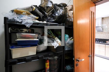 Casa à venda com 396m², 4 quartos e 4 vagasÁrea de serviço