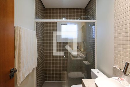 Casa à venda com 396m², 4 quartos e 4 vagasBanheiro suíte 3