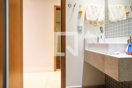 Casa à venda com 396m², 4 quartos e 4 vagasBanheiro