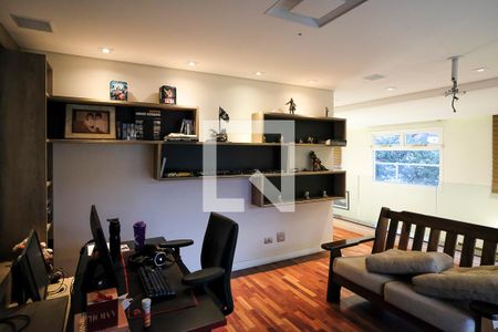 Casa à venda com 396m², 4 quartos e 4 vagasEscritório