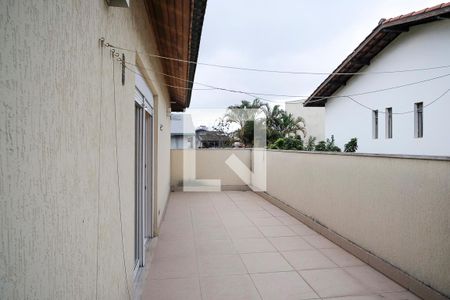 Casa à venda com 396m², 4 quartos e 4 vagasVaranda 2