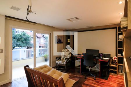 Casa à venda com 396m², 4 quartos e 4 vagasEscritório