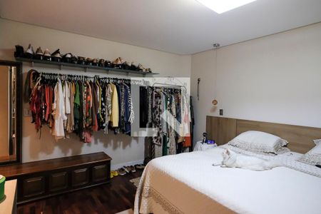 Casa à venda com 396m², 4 quartos e 4 vagasSuíte 1