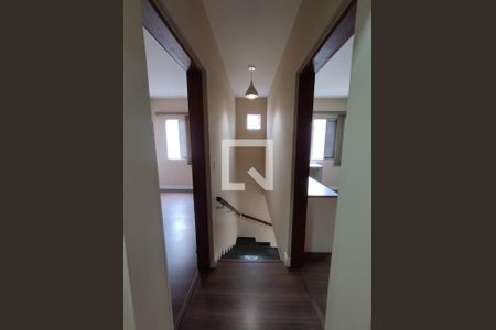 Corredor de casa à venda com 3 quartos, 220m² em Vila Brasilina, São Paulo