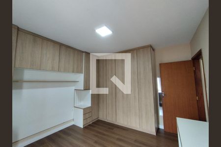 Casa à venda com 220m², 3 quartos e 1 vagaQuarto 1