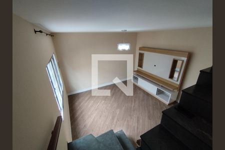 Vista da Sala da Escada de casa à venda com 3 quartos, 220m² em Vila Brasilina, São Paulo