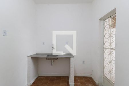 Casa para alugar com 60m², 1 quarto e sem vaga Casa para alugar com 60m², 1 quarto e sem vagaCozinha
