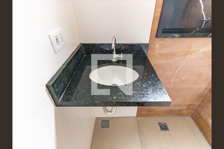 Apartamento à venda com 45m², 2 quartos e sem vaga Apartamento à venda com 45m², 2 quartos e sem vagaBanheiro