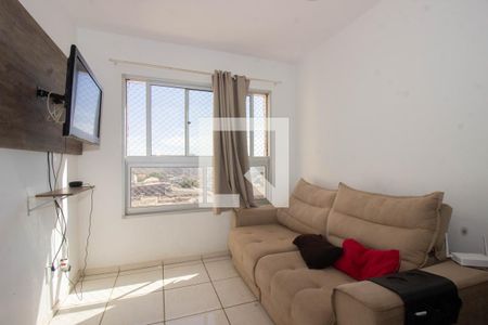 Sala de apartamento para alugar com 2 quartos, 47m² em Samanbaia Norte, Brasília