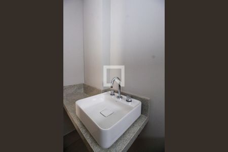 Apartamento à venda com 181m², 4 quartos e 3 vagasBanheiro da Suíte 1