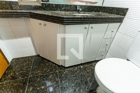 Apartamento para alugar com 43m², 1 quarto e 1 vagaArmário do Banheiro Social
