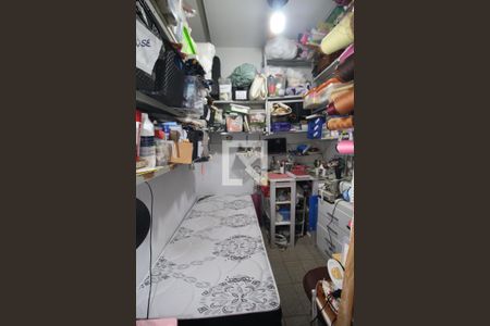 Apartamento para alugar com 65m², 2 quartos e sem vagaQuarto de Serviço