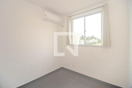 Quarto 1 de apartamento para alugar com 2 quartos, 40m² em Jardim Dona Leopoldina, Porto Alegre