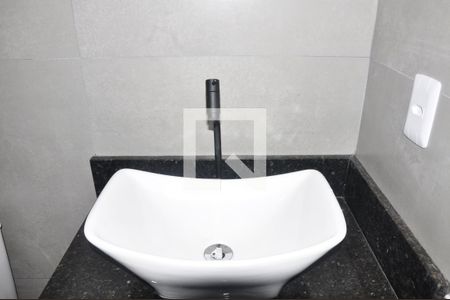 Casa à venda com 125m², 3 quartos e 2 vagasBanheiro Social