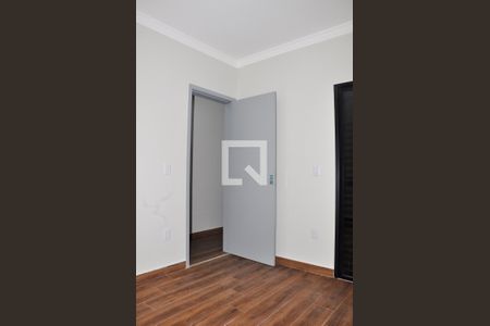 Casa à venda com 125m², 3 quartos e 2 vagasQuarto 02