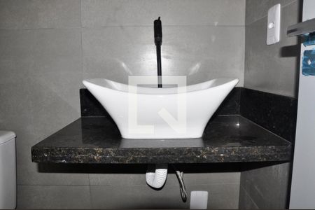 Casa à venda com 125m², 3 quartos e 2 vagasBanheiro Social