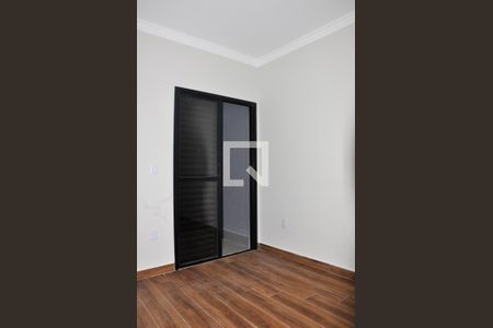 Casa à venda com 125m², 3 quartos e 2 vagasQuarto 02