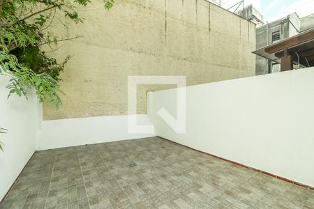 Área externa privada de apartamento para alugar com 0 quarto, 26m² em Independência, Porto Alegre