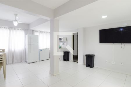 Apartamento para alugar com 49m², 2 quartos e 1 vaga Apartamento para alugar com 49m², 2 quartos e 1 vagaÁrea comum - Salão de festas