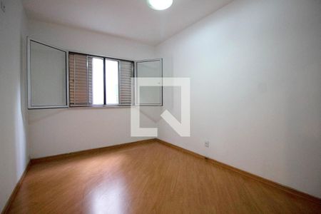 Quarto 1 de apartamento para alugar com 3 quartos, 90m² em Sumaré, São Paulo