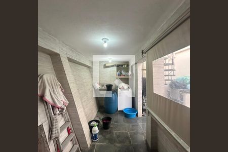 Casa à venda com 150m², 3 quartos e 2 vagasÁrea de Serviço