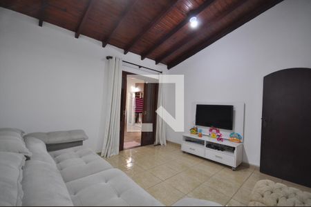 Casa à venda com 200m², 3 quartos e 3 vagasSala