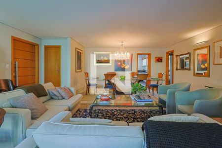 Apartamento à venda com 162m², 3 quartos e 4 vagasSala