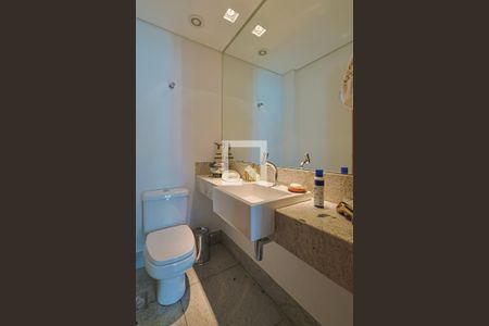 Apartamento à venda com 162m², 3 quartos e 4 vagasLavabo