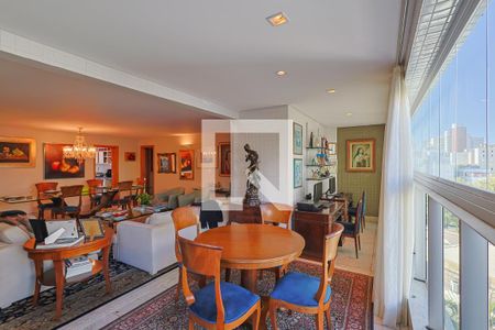 Apartamento à venda com 162m², 3 quartos e 4 vagasSala