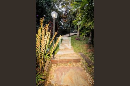 Casa de condomínio à venda com 442m², 4 quartos e 6 vagasVaranda de entrada