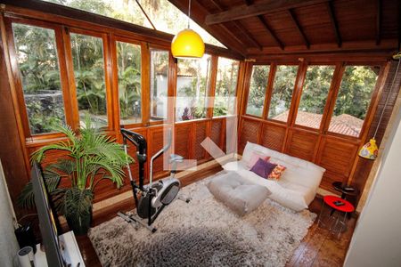 Casa de condomínio à venda com 442m², 4 quartos e 6 vagassala 3