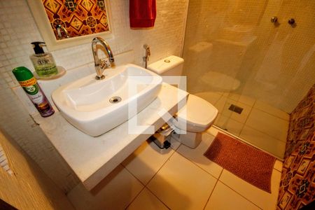 Casa de condomínio à venda com 442m², 4 quartos e 6 vagasbanheiro 4