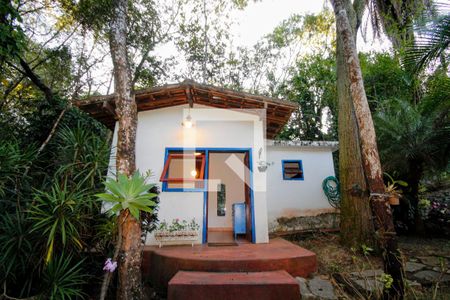 Casa de condomínio à venda com 442m², 4 quartos e 6 vagasChalé