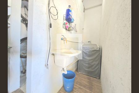 Casa de condomínio para alugar com 250m², 3 quartos e 4 vagas Casa de condomínio para alugar com 250m², 3 quartos e 4 vagasÁrea de serviço