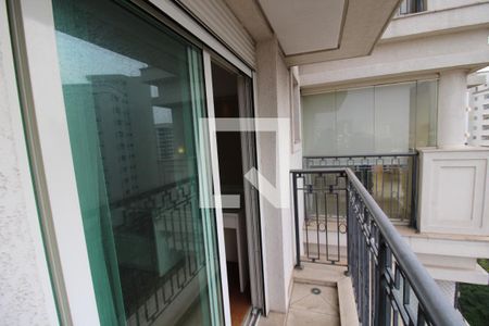 Apartamento à venda com 320m², 4 quartos e 6 vagasSuíte 2 - Varanda