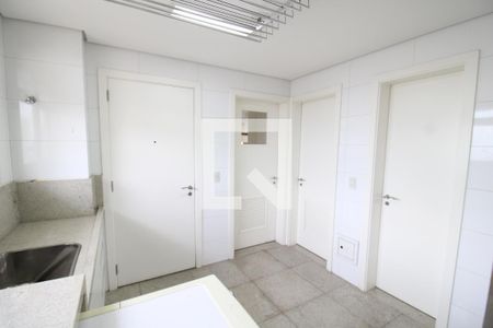 Apartamento à venda com 320m², 4 quartos e 6 vagasÁrea de Serviço