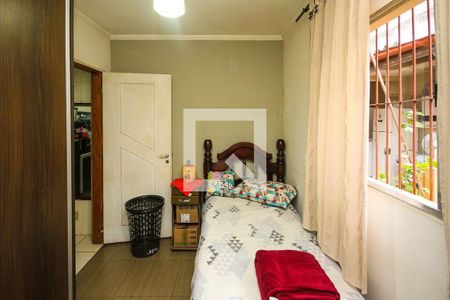 Casa à venda com 200m², 2 quartos e 3 vagas Casa à venda com 200m², 2 quartos e 3 vagasQuarto