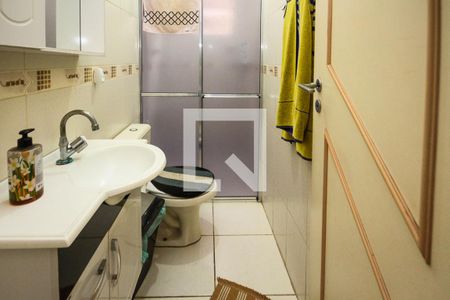 Casa à venda com 200m², 2 quartos e 3 vagas Casa à venda com 200m², 2 quartos e 3 vagasBanheiro Social