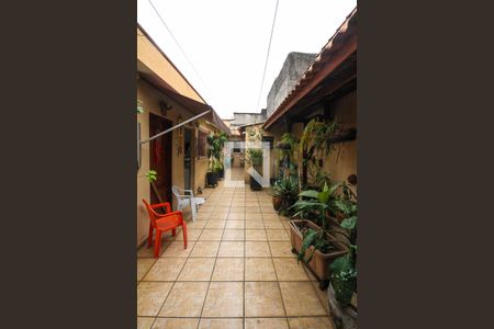 Casa à venda com 200m², 2 quartos e 3 vagas Casa à venda com 200m², 2 quartos e 3 vagasQuintal