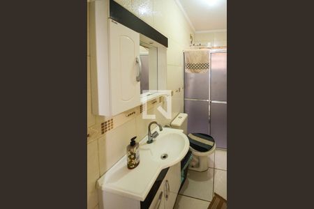 Casa à venda com 200m², 2 quartos e 3 vagas Casa à venda com 200m², 2 quartos e 3 vagasBanheiro Social