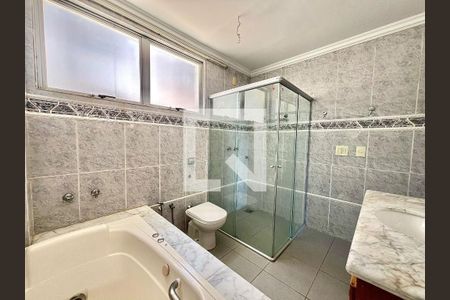 Apartamento à venda com 150m², 4 quartos e 4 vagasBanheiro da Suíte 4