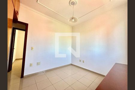 Apartamento à venda com 150m², 4 quartos e 4 vagasQuarto 2