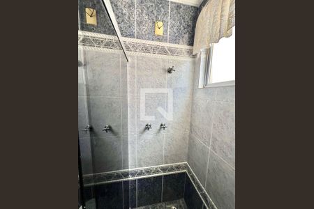 Apartamento à venda com 150m², 4 quartos e 4 vagasBanheiro social